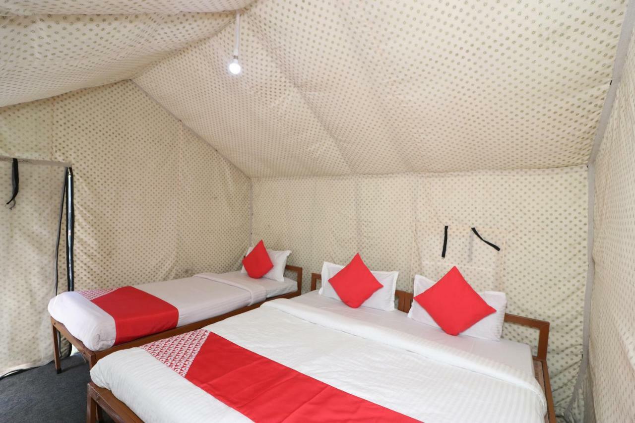 Oyo 23439 Tapovan Heights Camp & Resort Narendra Nagar Kültér fotó